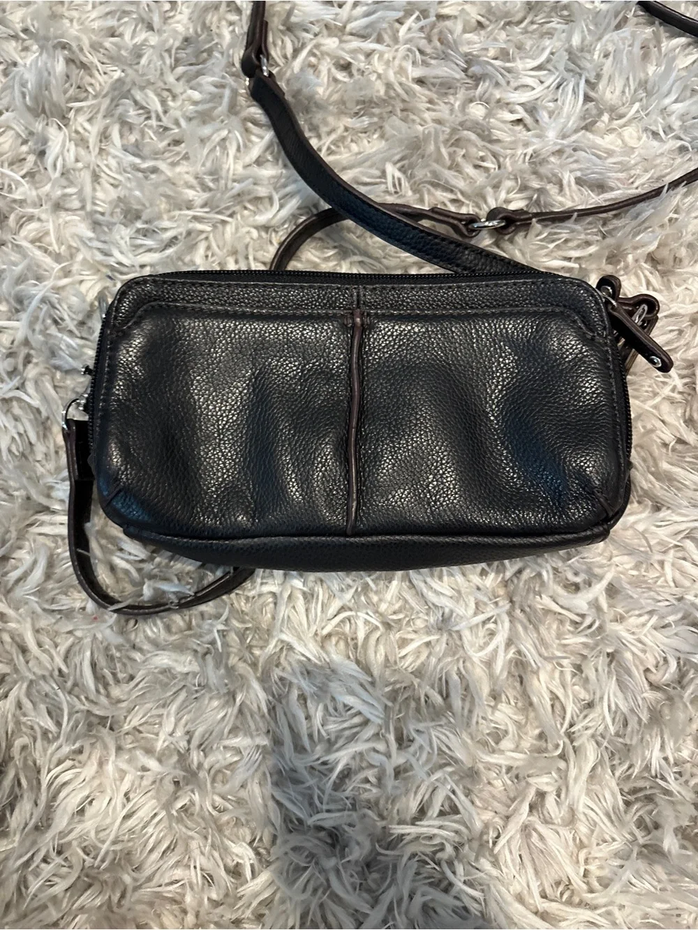 Y2K Vintage Tignanello Triple Compartment Leather Crossbody Bag NWOT